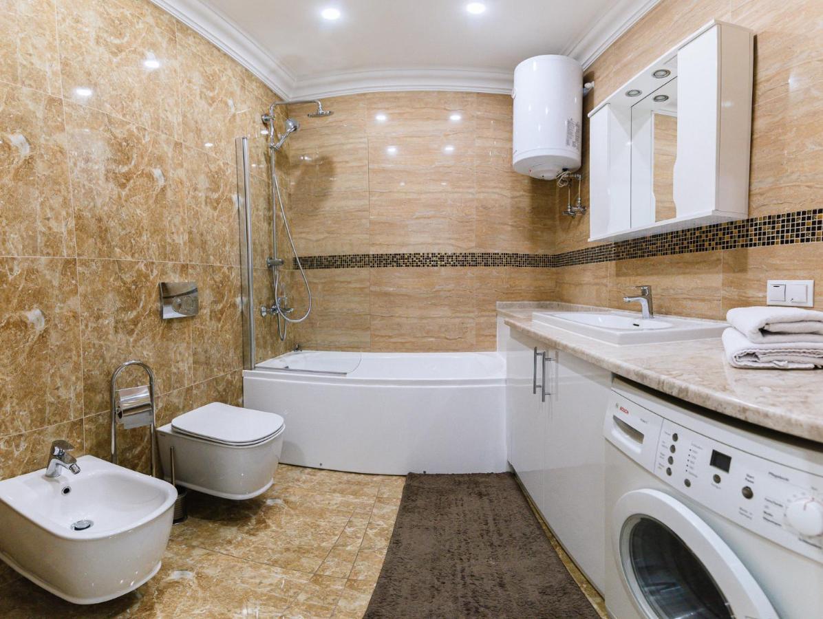 Luxury For Business & Pleasure Royal 2 Apartment Kyiv Exterior photo